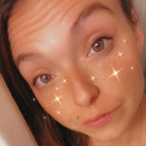 Meet your Posher, Kendall